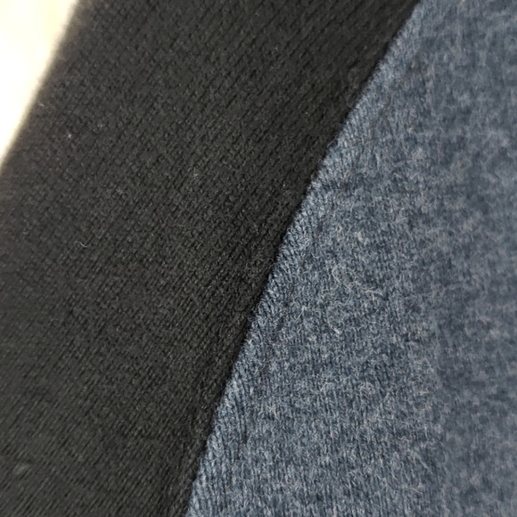 Old Navy Longsleeve - Picture 4 of 5